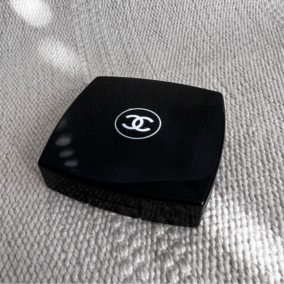 CHANEL LES 4 OMBRES Eyeshadow - Picture 3 of 5